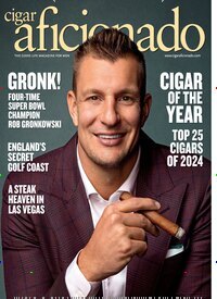 Titelbild der Ausgabe 1/2025 von Cigar Aficionado. Diese Zeitschrift und viele weitere Wirtschaftsmagazine und Politikmagazine als Abo oder epaper bei United Kiosk online kaufen.