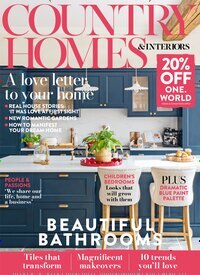 Titelbild der Ausgabe 2/2025 von Country Homes & Interiors. Diese Zeitschrift und viele weitere Gartenzeitschriften und Wohnzeitschriften als Abo oder epaper bei United Kiosk online kaufen.